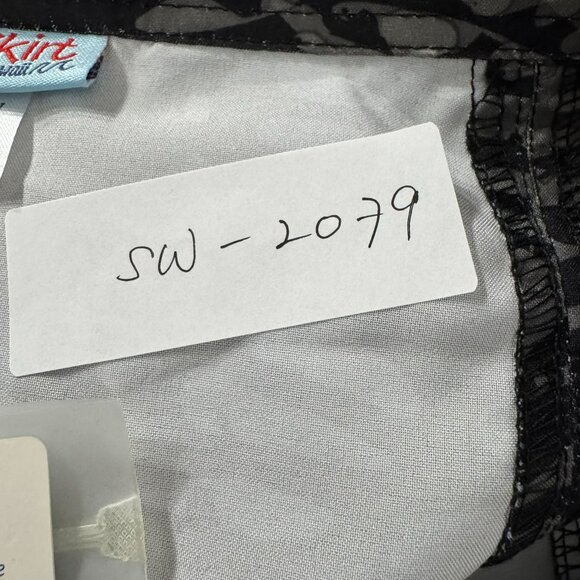 Ripskirt Hawaii Wrap Skirt Cover Up XL Shibori Butterfly Charcoal NWT SW-2079 - Picture 2 of 10